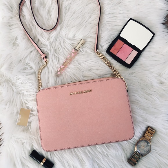 Michael Kors Handbags - Michael Kors crossbody bag